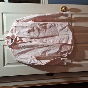 Vineyard Vines men's size Xs classic fit pink and white stripe Tucker shirt